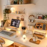 Minimal Desk Setup Makes Your Workspace Feel More Spacious and Comfortable