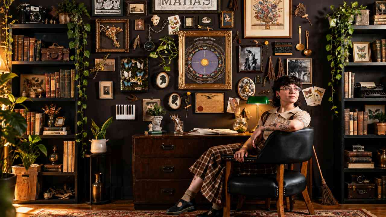 Dark Academia Design Brings Timeless Elegance Into Modern Living Spaces